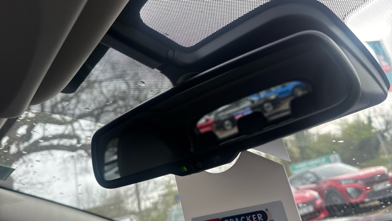 Nissan Qashqai 1.5 dCi Tekna 5dr Diesel Hatchback